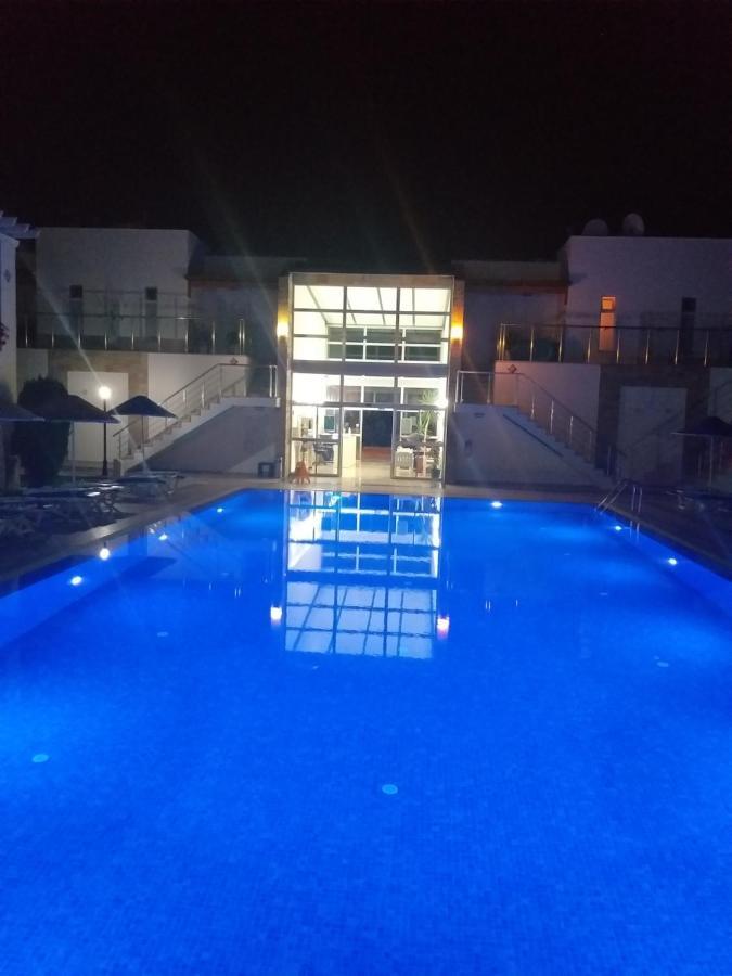 Paradise Apart Hotel Bitez Bagian luar foto