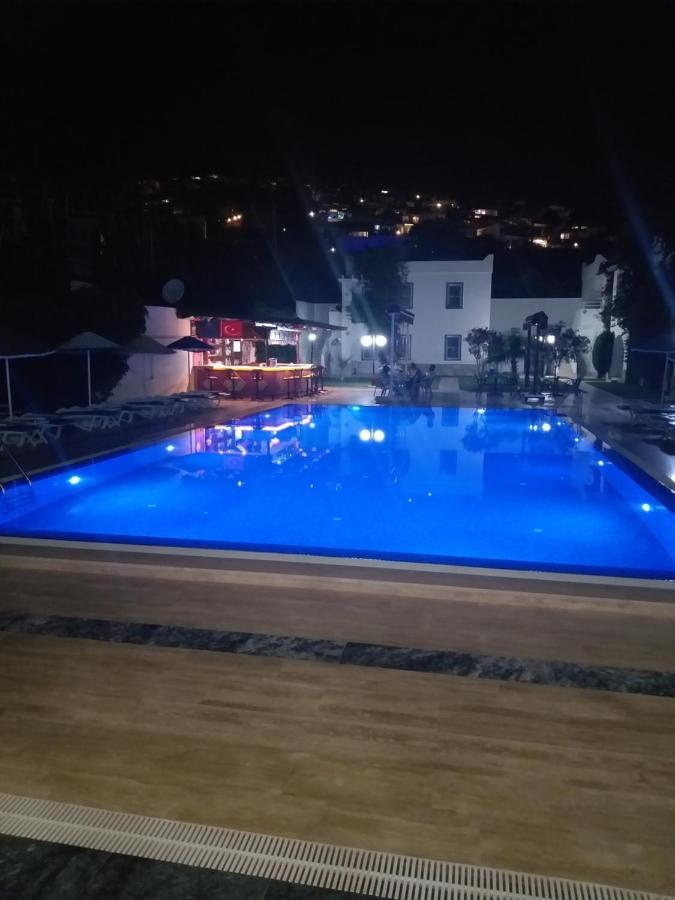 Paradise Apart Hotel Bitez Bagian luar foto