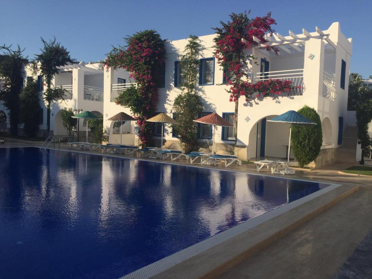Paradise Apart Hotel Bitez Bagian luar foto
