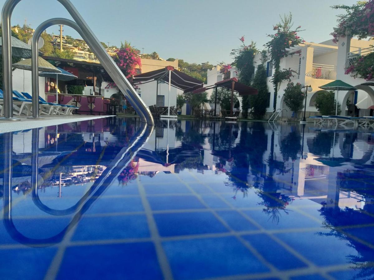 Paradise Apart Hotel Bitez Bagian luar foto